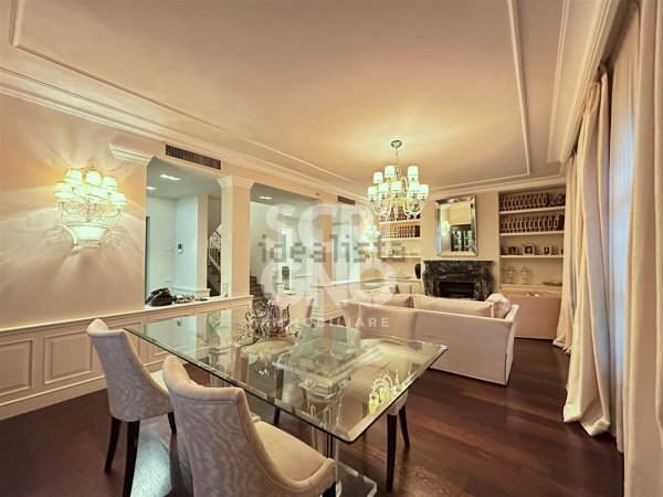 casa indipendente in vendita a Prato