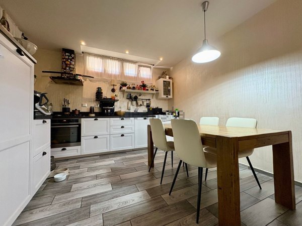 appartamento in vendita a Prato