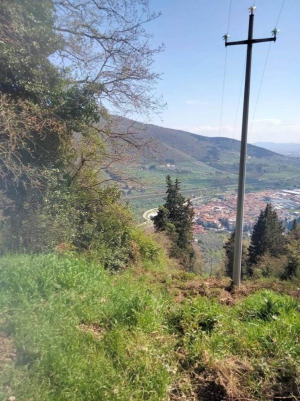 terreno agricolo in vendita a Prato in zona Galceti