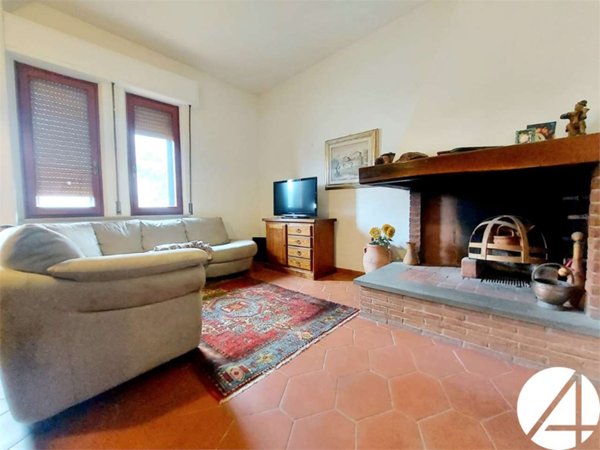 appartamento in vendita a Prato in zona Santa Lucia
