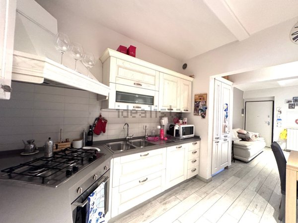 casa indipendente in vendita a Prato