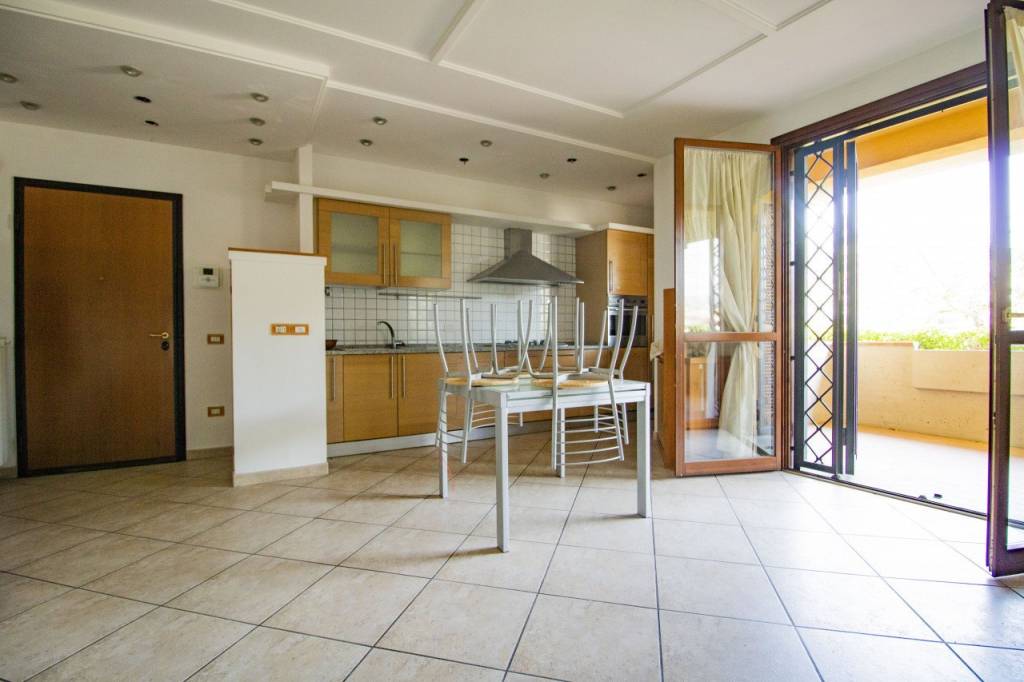 appartamento in vendita a Prato in zona Galciana