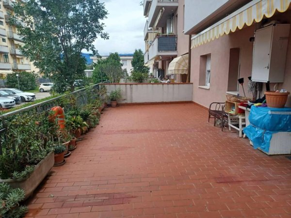 appartamento in vendita a Prato in zona Narnali