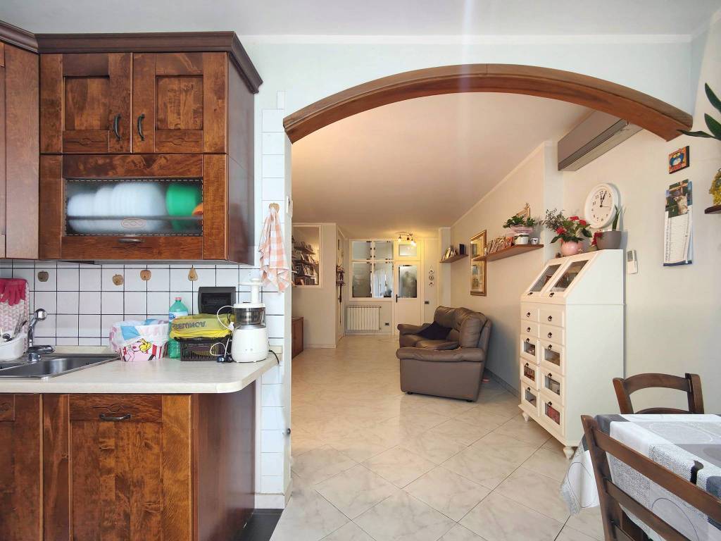 appartamento in vendita a Prato in zona Le Badie