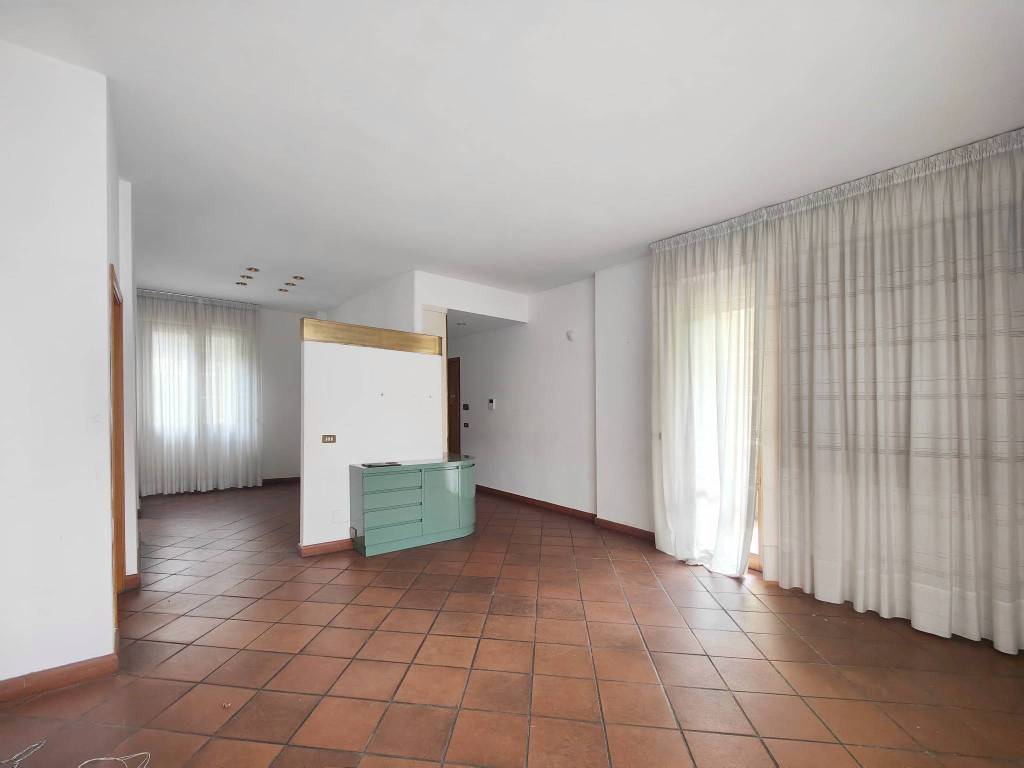 appartamento in vendita a Prato in zona Carteano