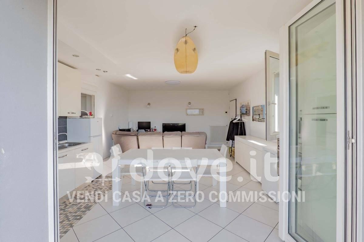appartamento in vendita a Prato in zona Galciana