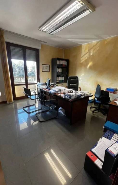 ufficio in vendita a Prato