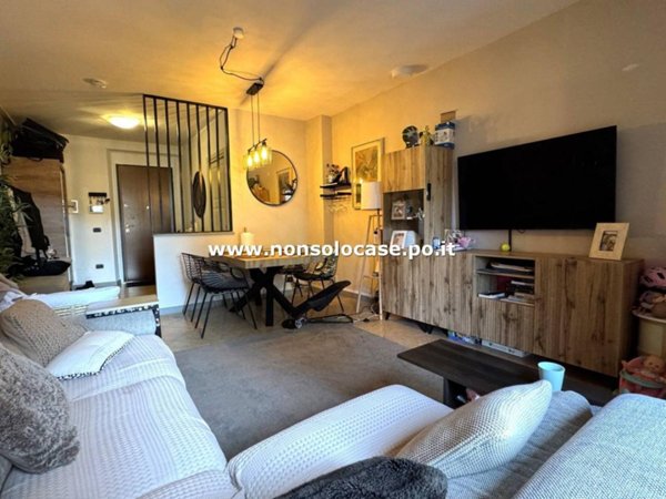 casa indipendente in vendita a Prato in zona Figline