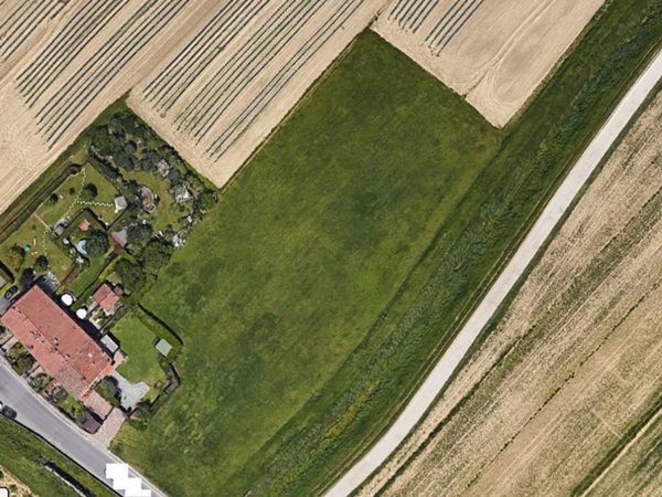 terreno agricolo in vendita a Prato in zona Sant'Ippolito