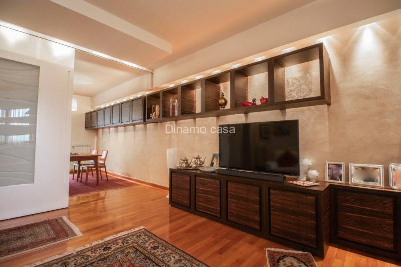 casa indipendente in vendita a Prato in zona Grignano