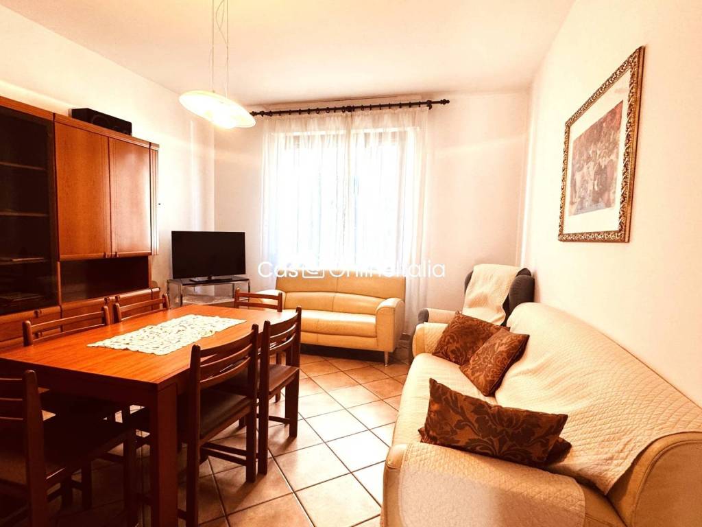 appartamento in vendita a Prato in zona Santa Lucia