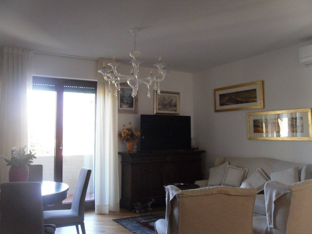 appartamento in vendita a Prato in zona Vergaio