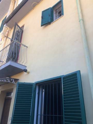 casa indipendente in vendita a Prato in zona San Giusto