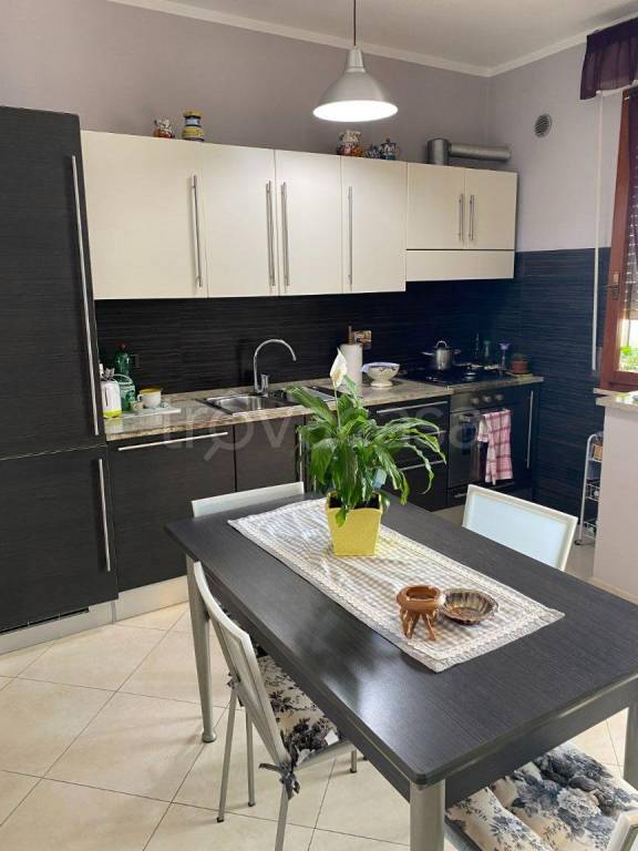 appartamento in vendita a Prato in zona Maliseti