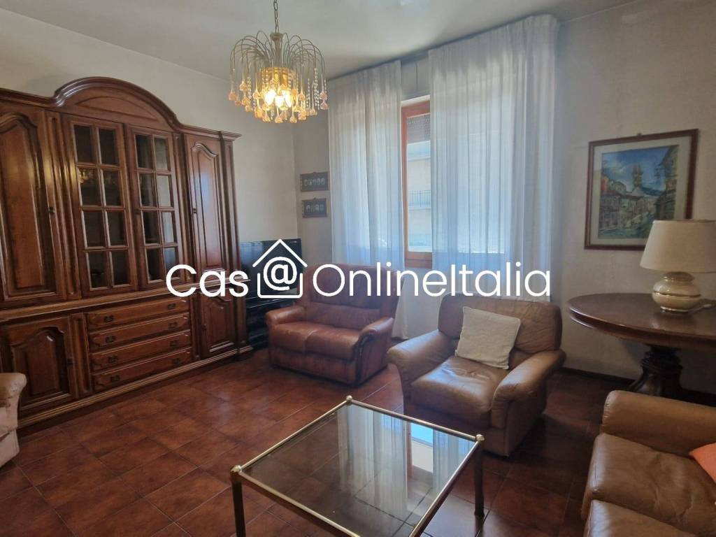appartamento in vendita a Prato in zona San Giusto