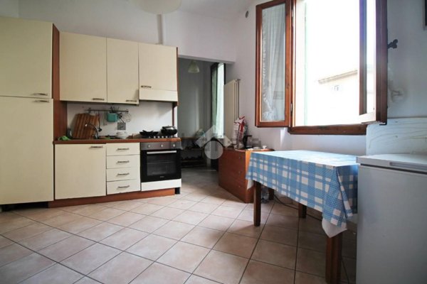appartamento in vendita a Prato in zona Grignano