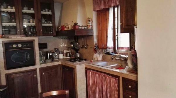 casa indipendente in vendita a Prato in zona La Querce