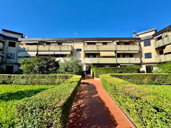 appartamento in vendita a Prato in zona Viaccia