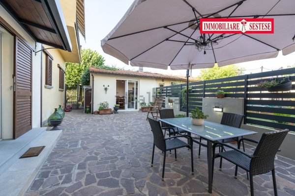casa indipendente in vendita a Prato in zona San Giusto