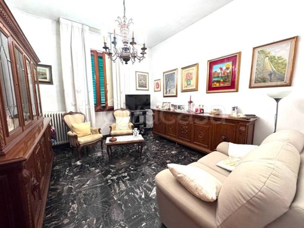 casa indipendente in vendita a Prato in zona Galciana