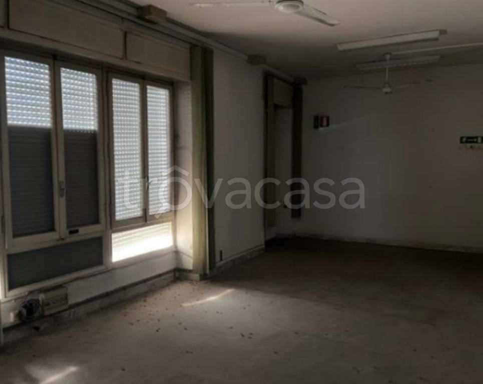 ufficio in vendita a Prato
