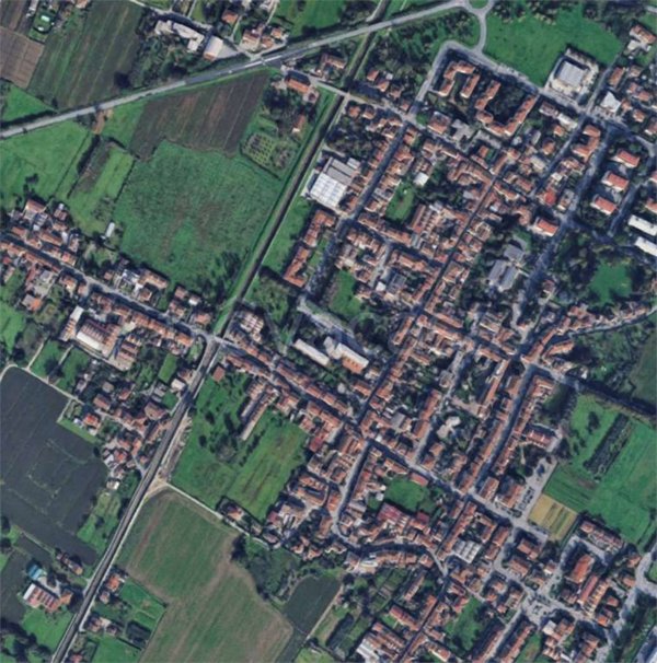 appartamento in vendita a Prato in zona Iolo