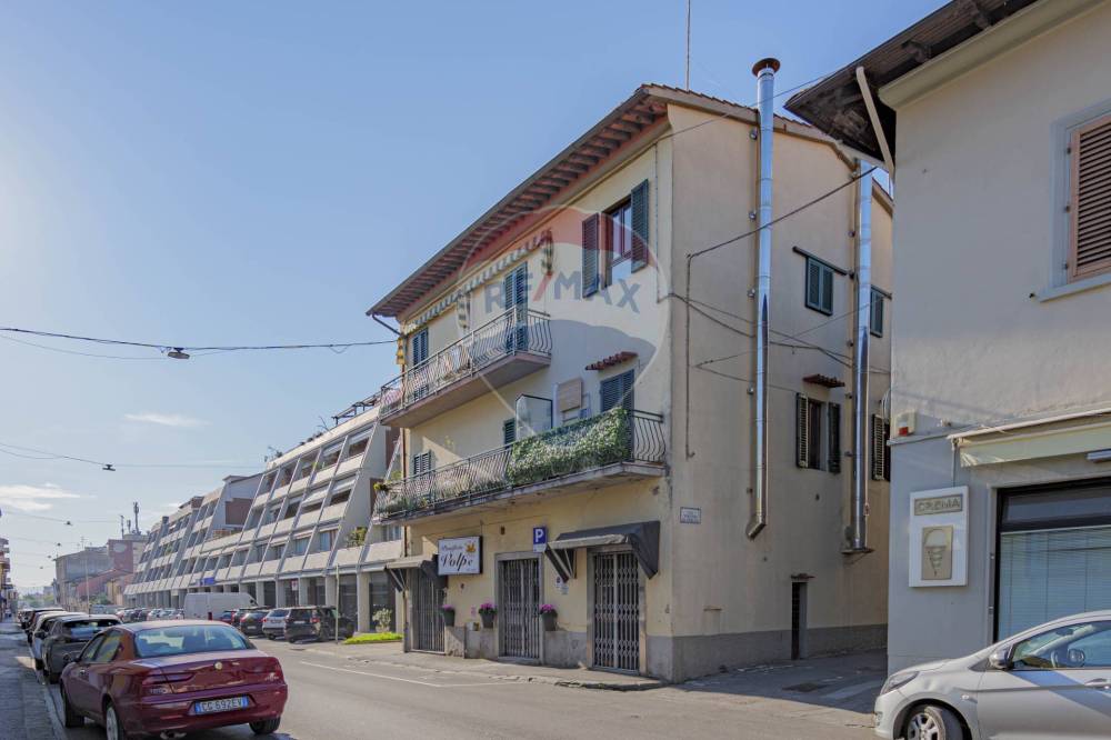 negozio in vendita a Prato