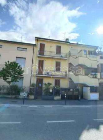 casa indipendente in vendita a Prato