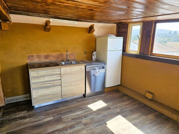 casa indipendente in vendita a Prato in zona Galciana