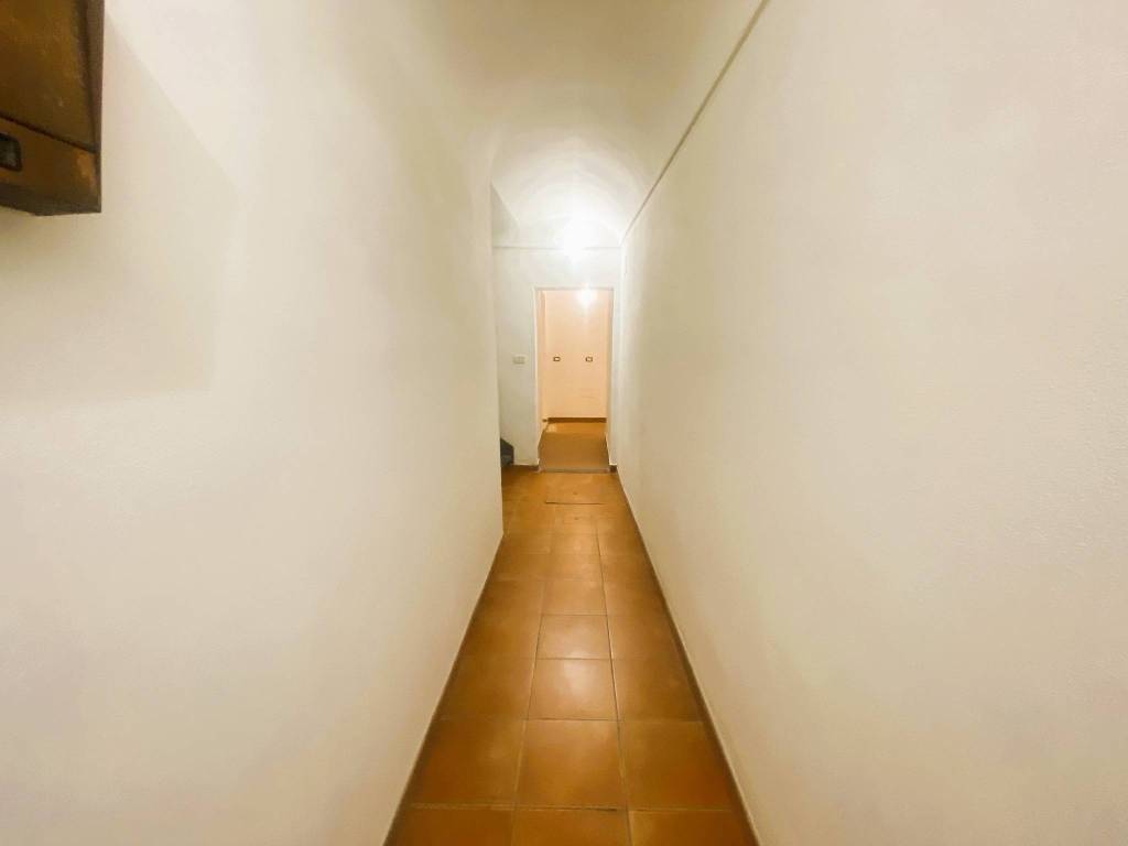 negozio in vendita a Prato