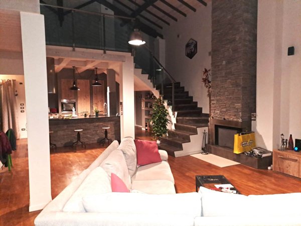 appartamento in vendita a Prato in zona Galciana