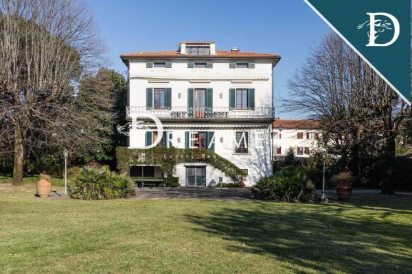 casa indipendente in vendita a Prato in zona Viaccia