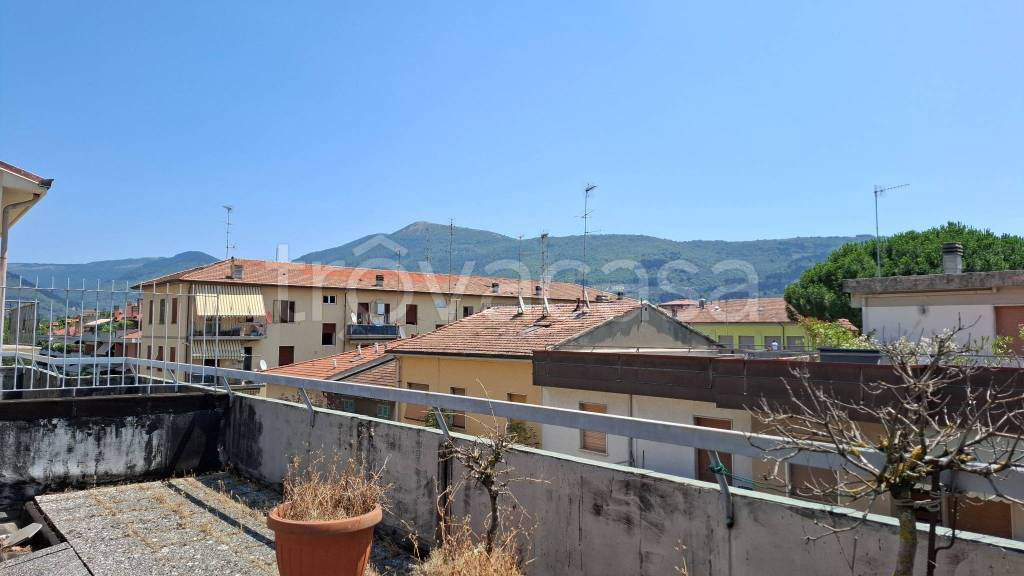 appartamento in vendita a Prato
