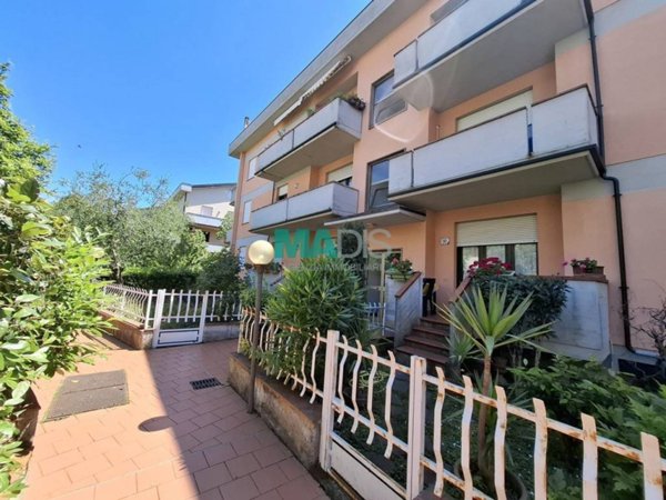 appartamento in vendita a Prato in zona Viaccia