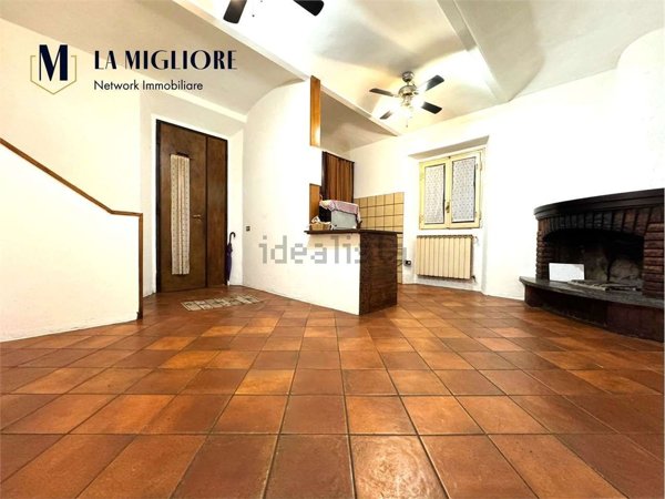 casa indipendente in vendita a Prato in zona Cafaggio