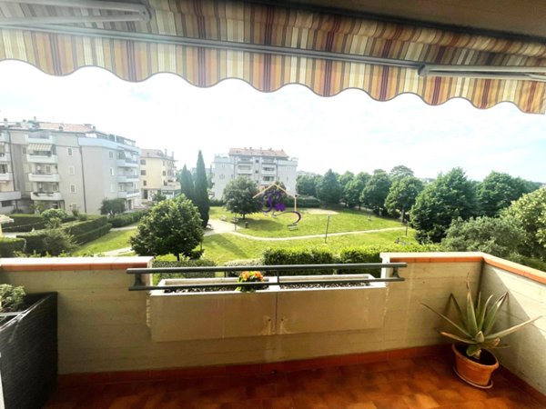 appartamento in vendita a Prato in zona Grignano