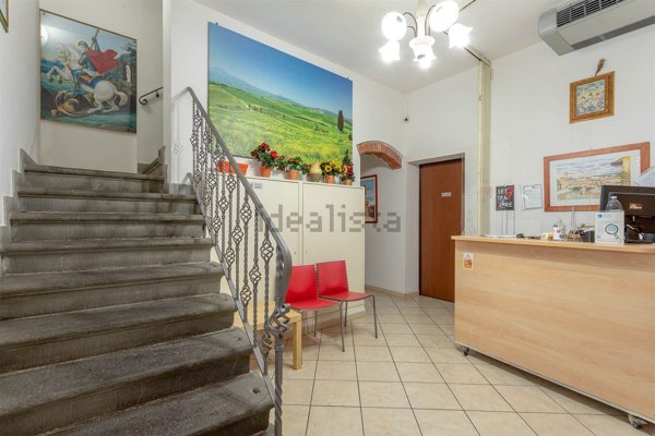 appartamento in vendita a Prato in zona Paperino