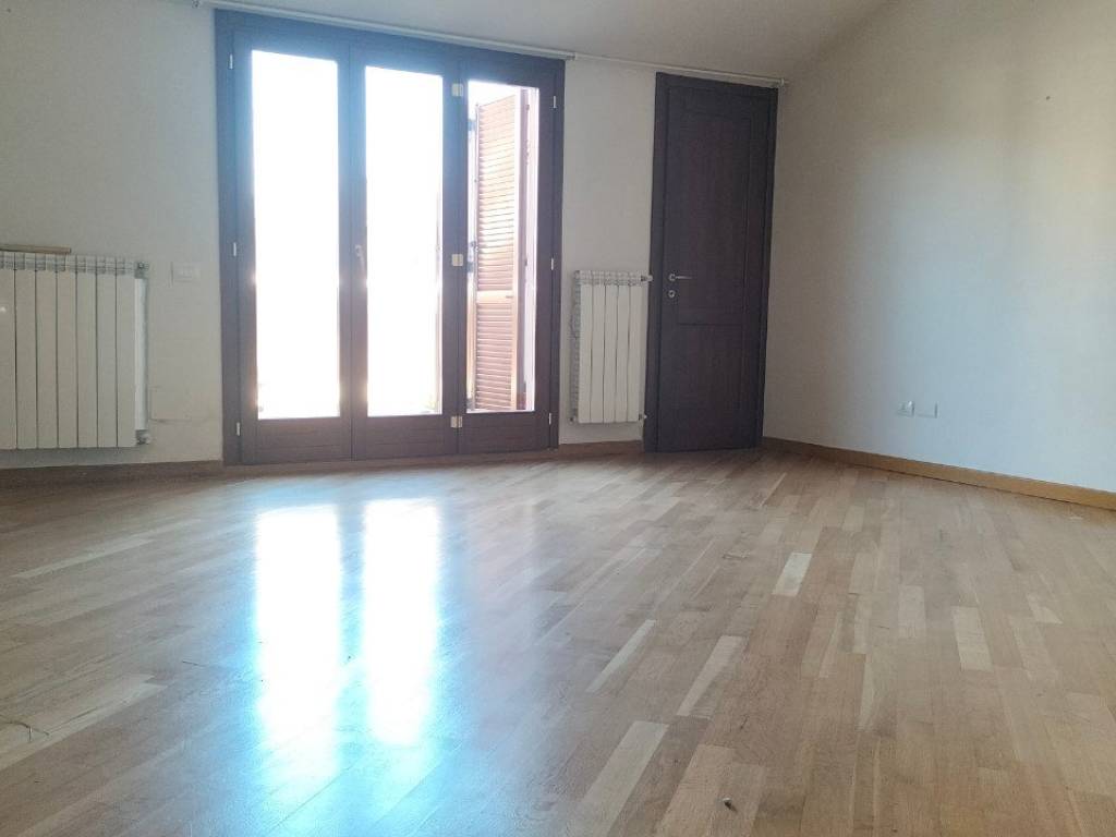 appartamento in vendita a Prato in zona Coiano