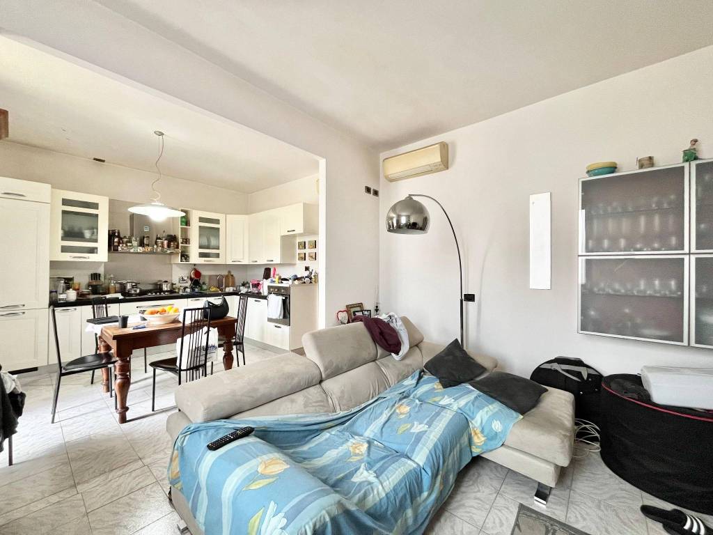 appartamento in vendita a Prato in zona Galciana