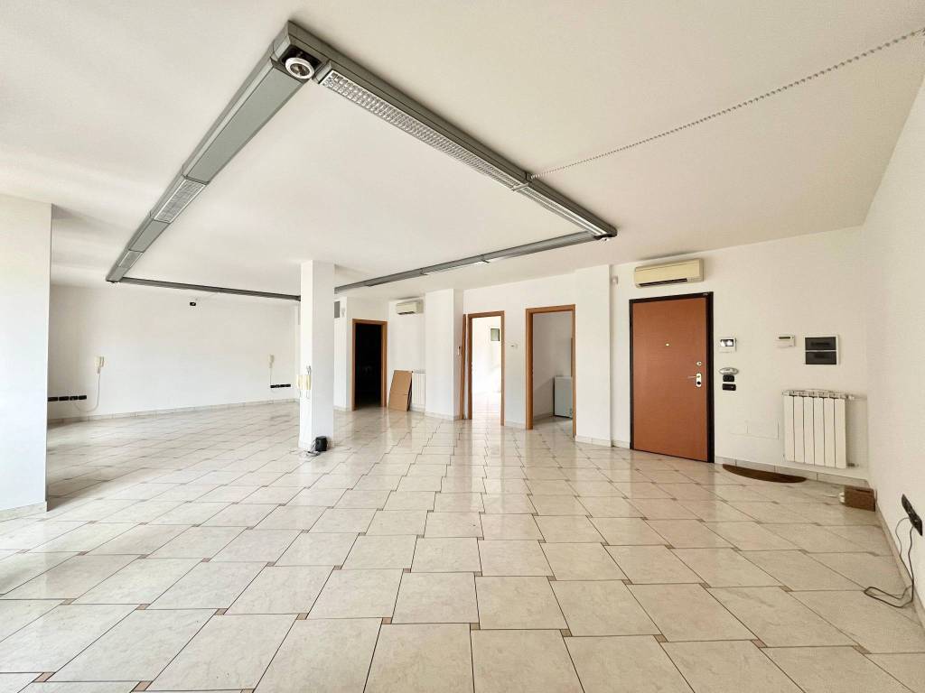 appartamento in vendita a Prato in zona Galciana