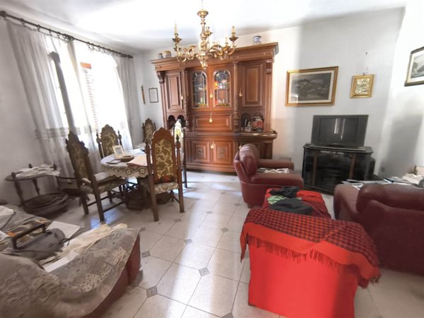 casa indipendente in vendita a Prato in zona San Giusto