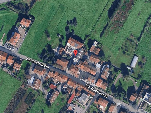 ufficio in vendita a Prato in zona Iolo