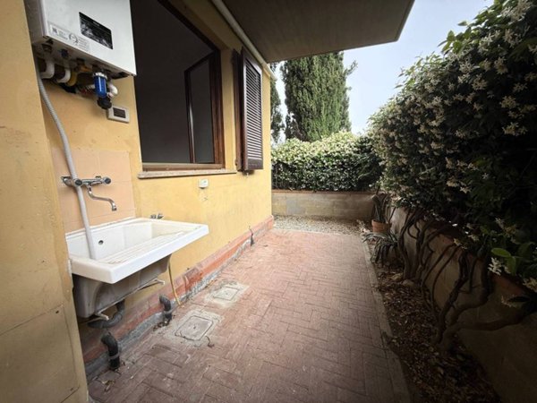appartamento in vendita a Prato in zona Fontanelle