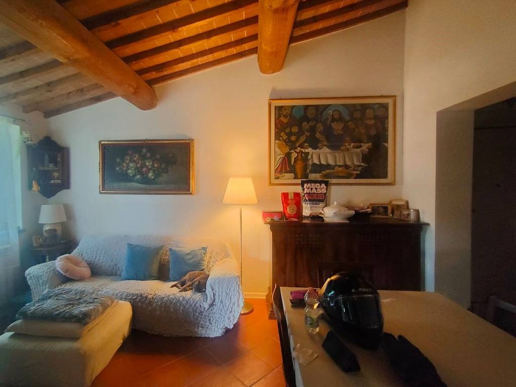 appartamento in vendita a Prato in zona Fontanelle