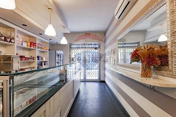 casa semindipendente in vendita a Prato
