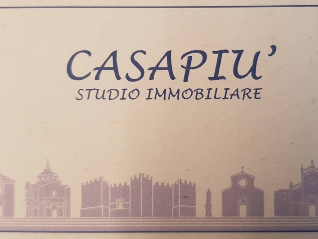 negozio in vendita a Prato in zona Cafaggio