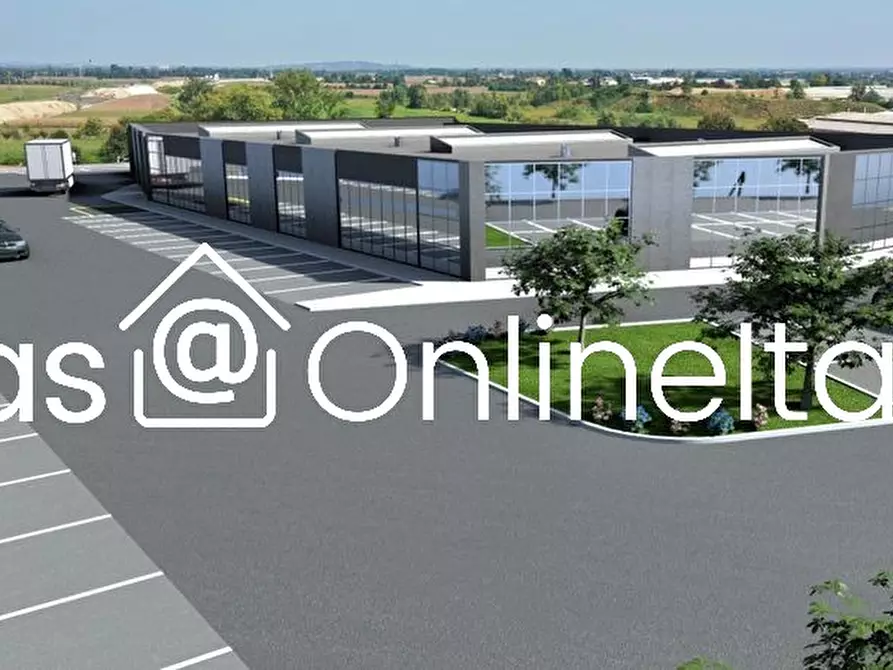 capannone in vendita a Prato