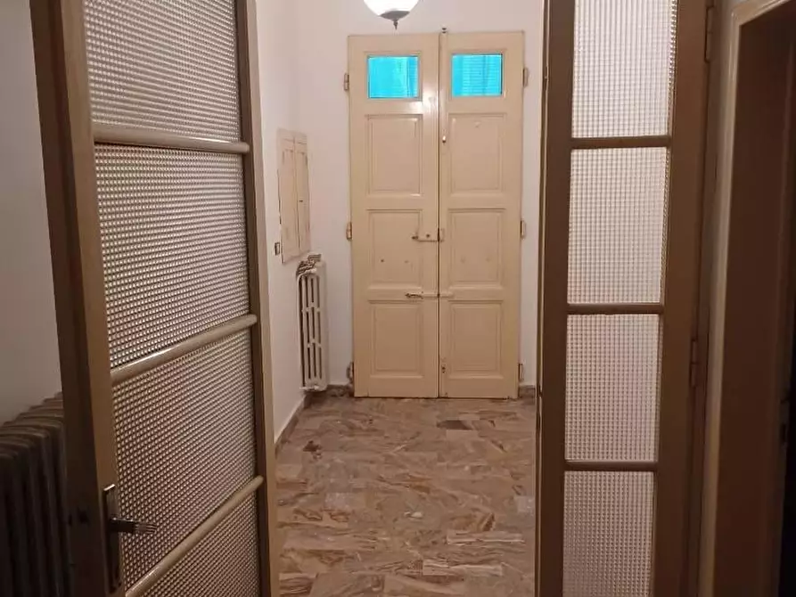casa indipendente in vendita a Prato