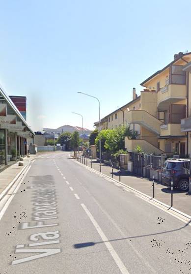 casa indipendente in vendita a Prato