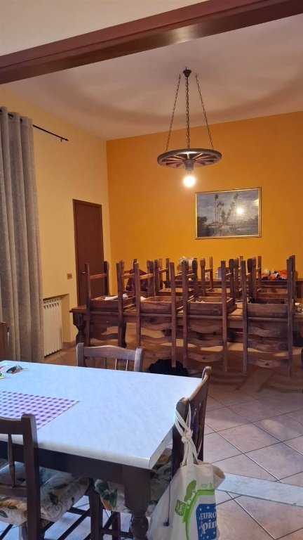 casa indipendente in vendita a Prato in zona San Giusto
